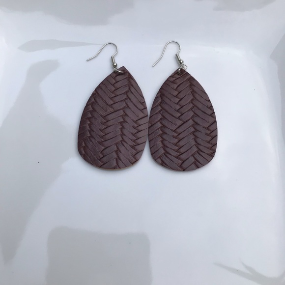 WOVEN LEATHER DROP HOOP EARRINGS - Picture 5 of 16